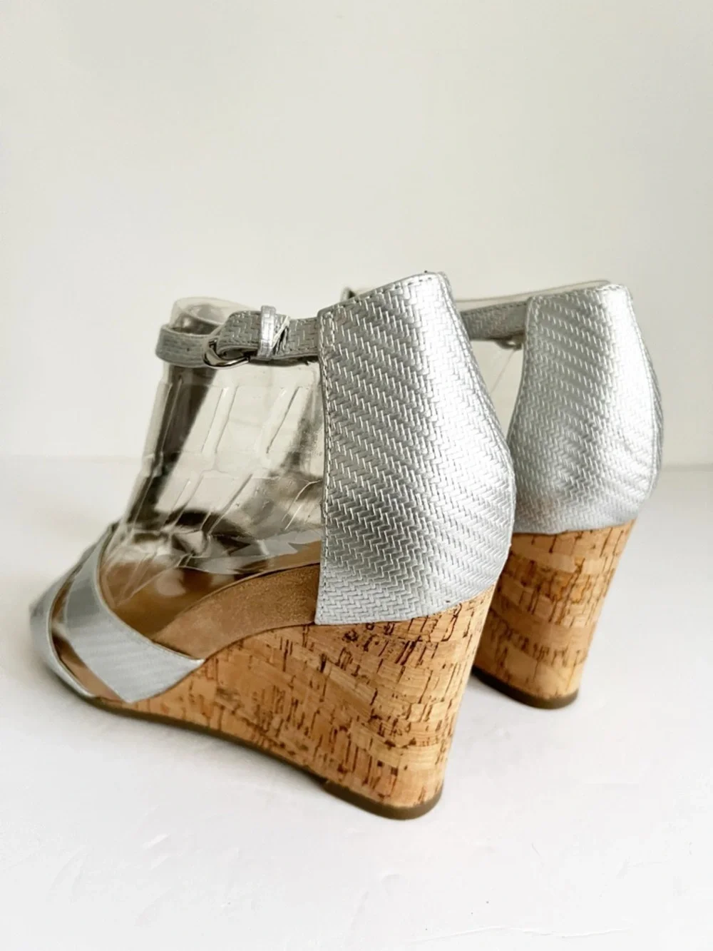 SZ 11 Aerosoles Plush Ahead Silver Wedge Sandals